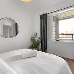 High Standard Apartment In City Center