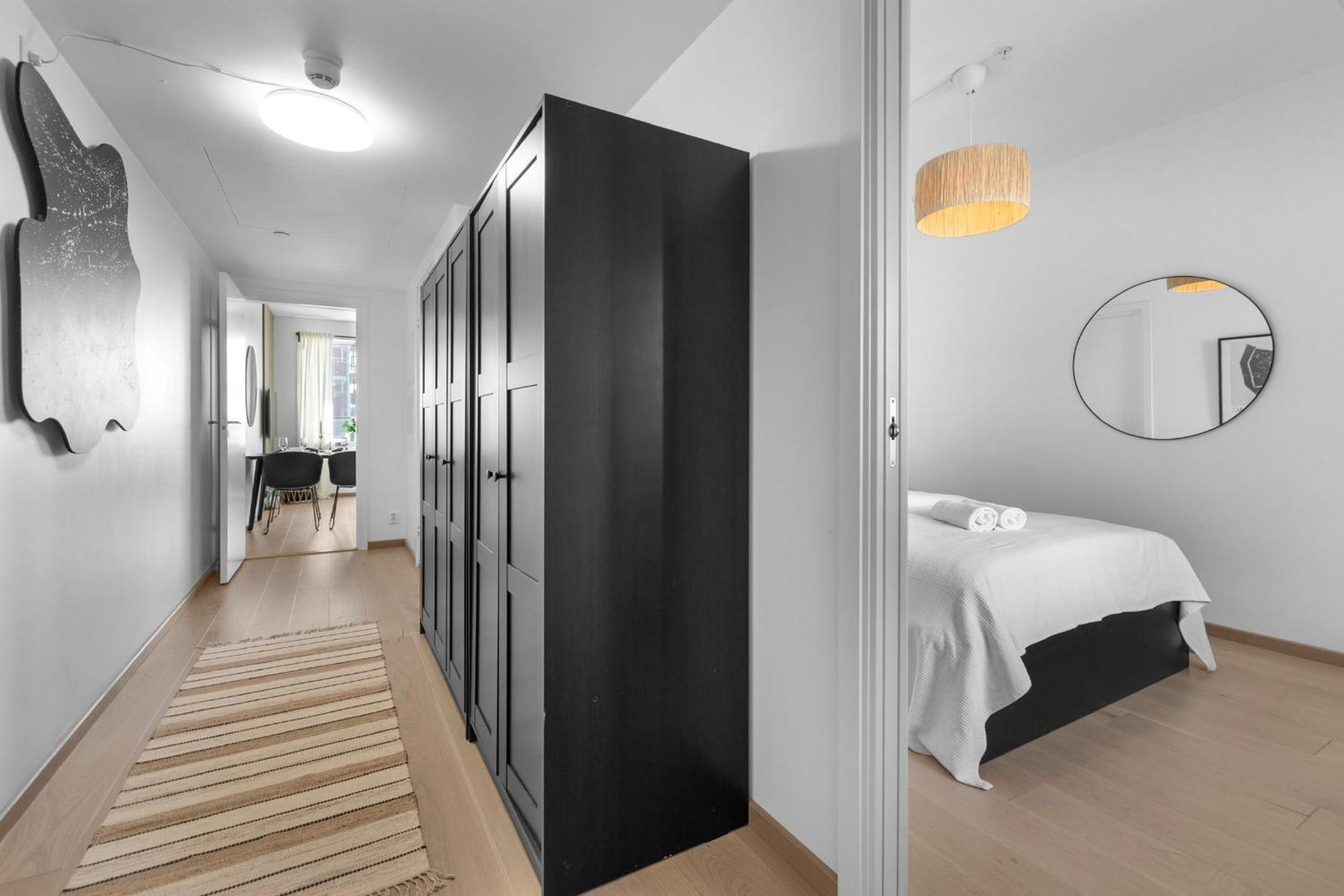High Standard In Center Apartment